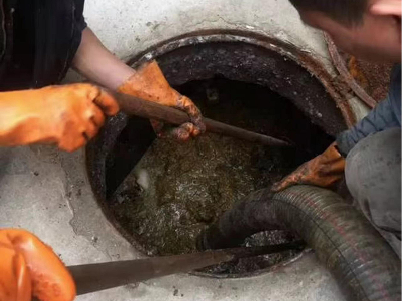 道孚清理化粪池时如何避免沼气的危害?